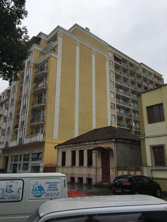 Pshavela 16 Apartment Batumi