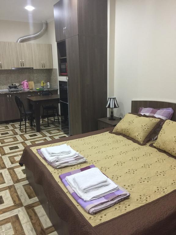 Apartment Pshavela 16 *